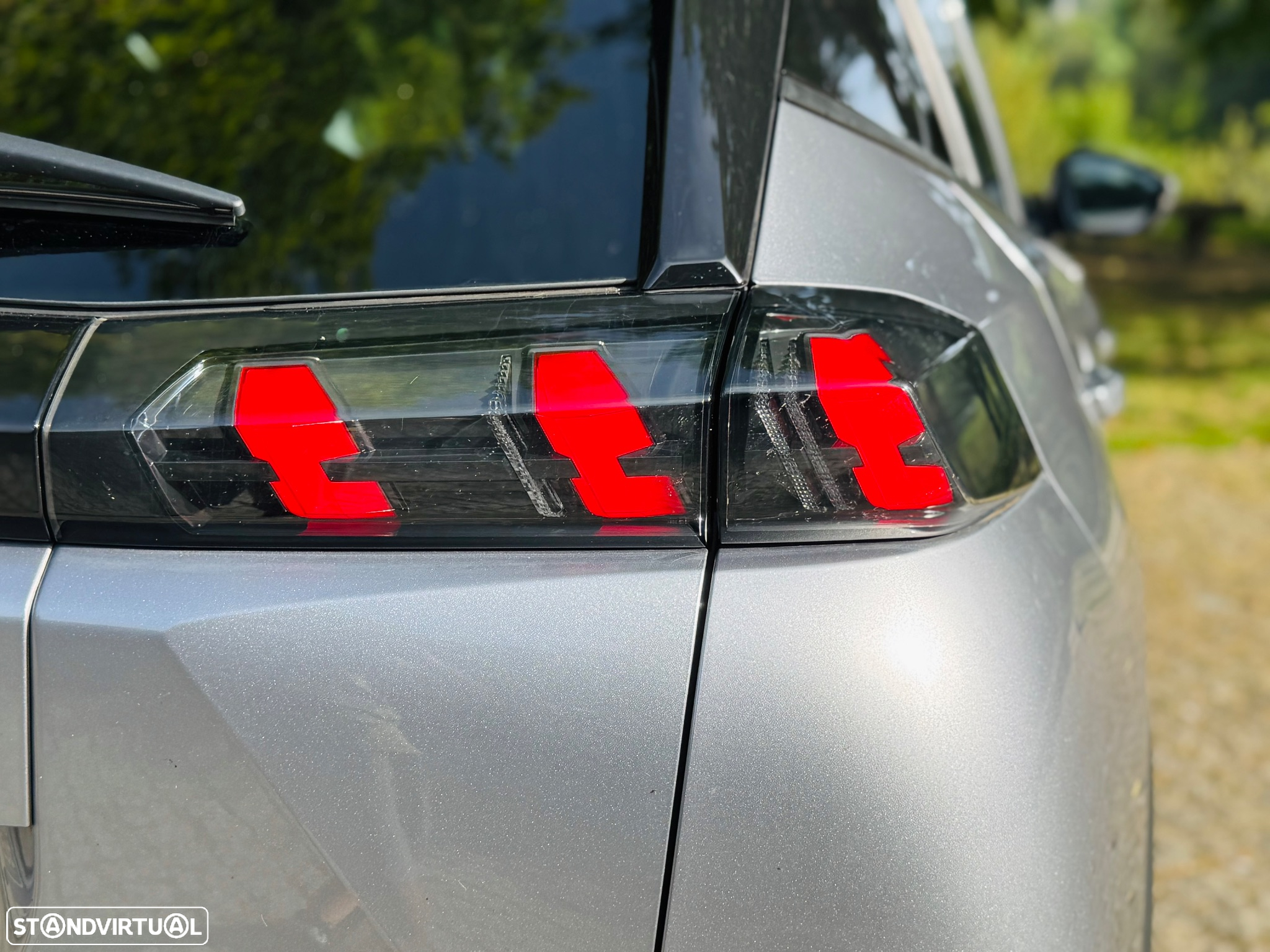 Peugeot e-2008 50 kWh Allure Pack - 17