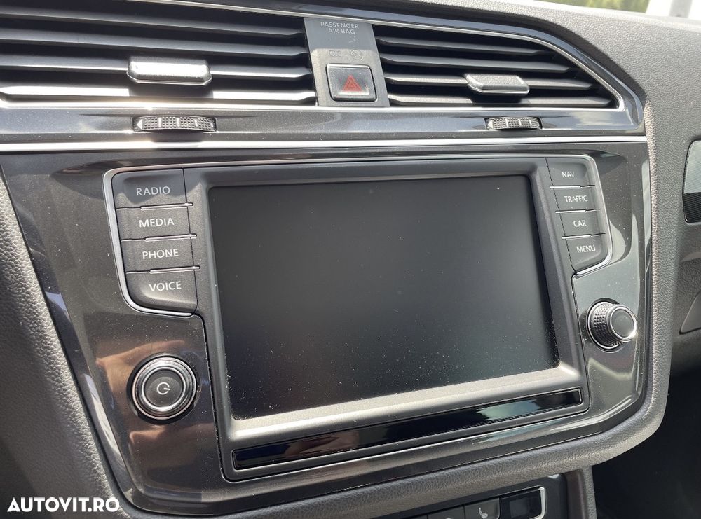 Volkswagen Tiguan - 15
