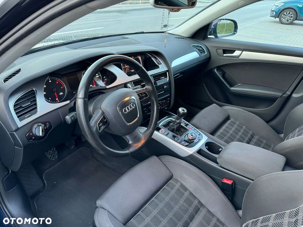 Audi A4 Avant 2.0 TDI DPF Ambition - 9
