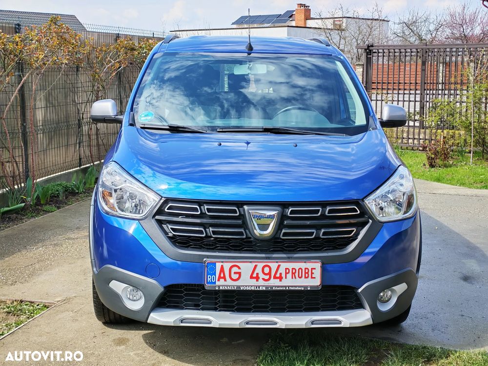 Dacia Lodgy TCe 130 GPF (7-Sitzer) Stepway - 1