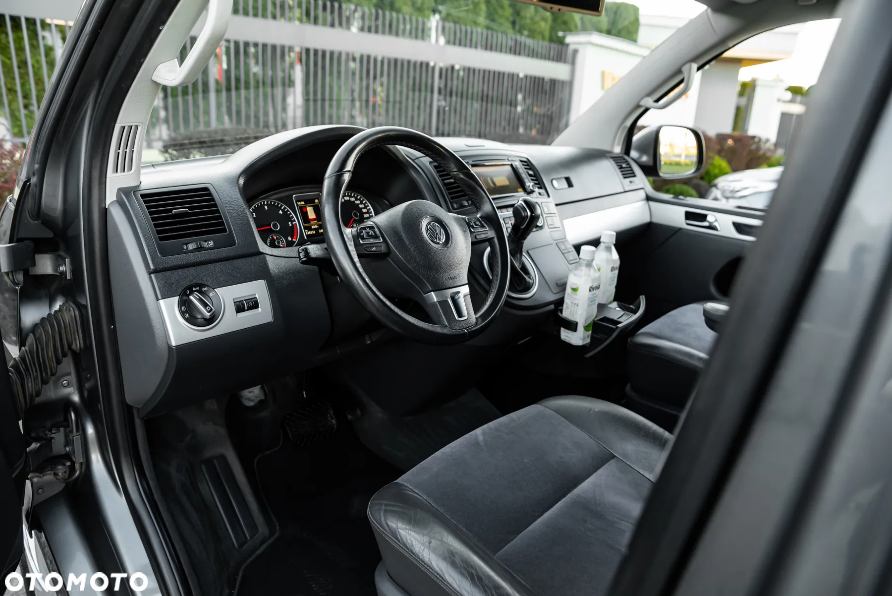 Volkswagen Multivan - 5