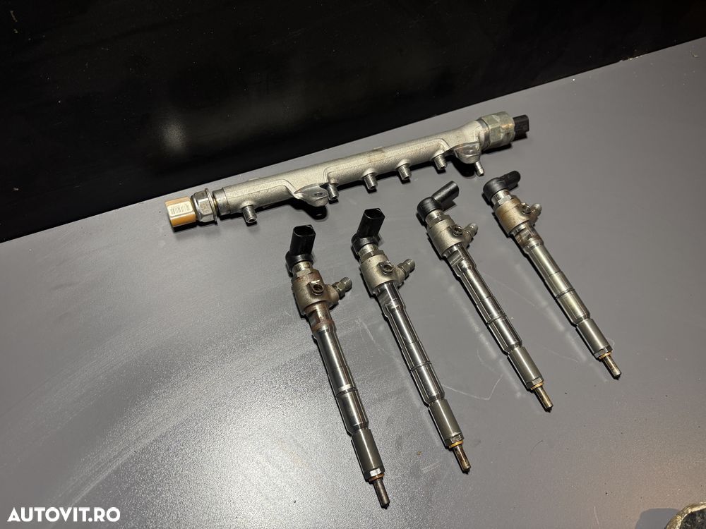Injectoare+rampa 03L130277S volkswagen audi seat skoda 1.6tdi CAY CAYC - 2