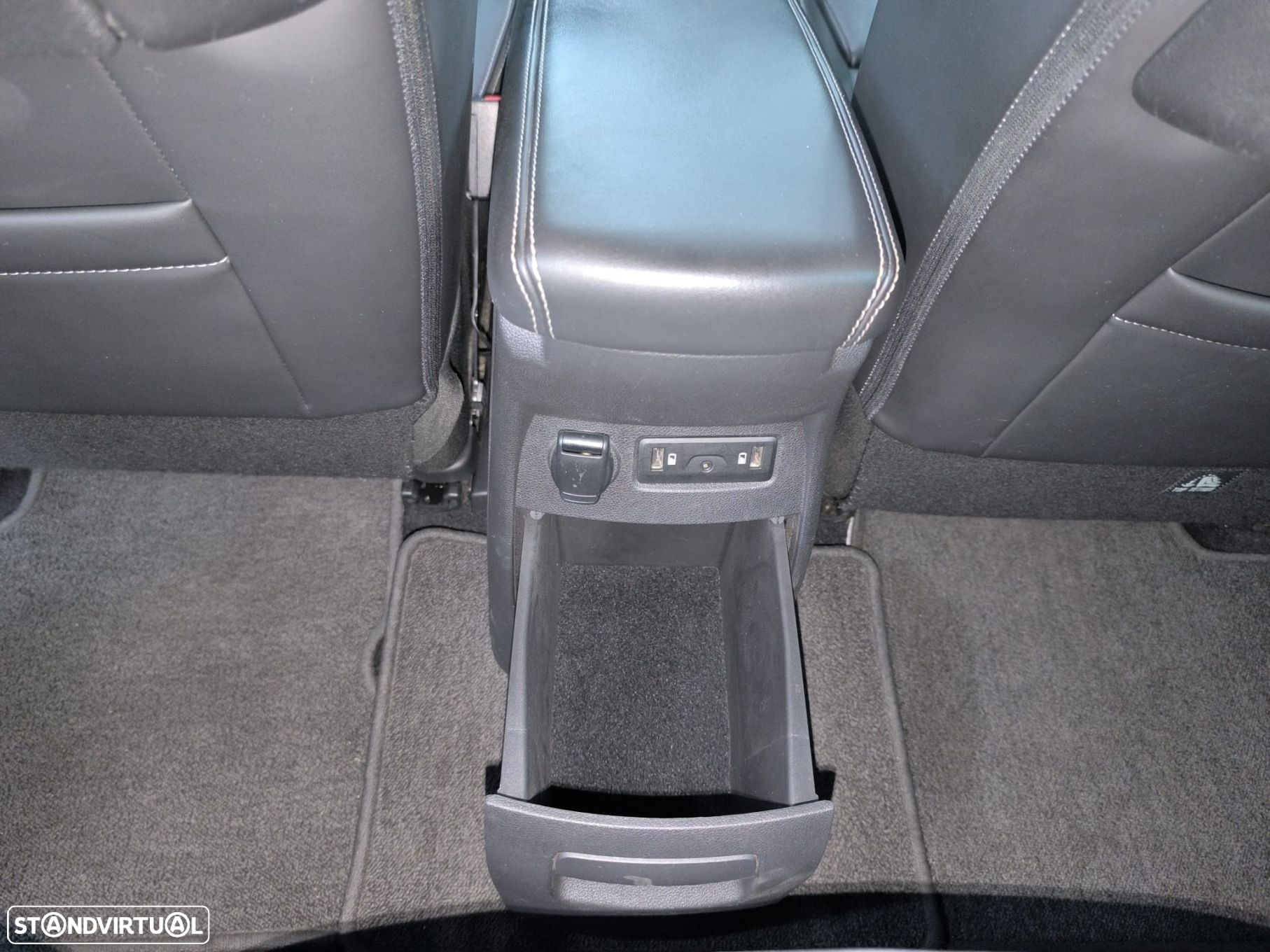 Renault Grand Scénic ENERGY dCi 160 EDC INITIALE PARIS - 38