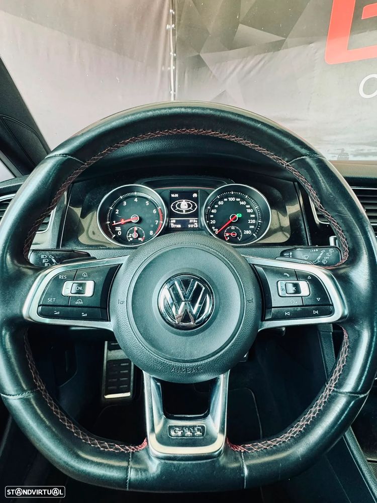 VW Golf 2.0 TSi GTi DSG Performance - 11