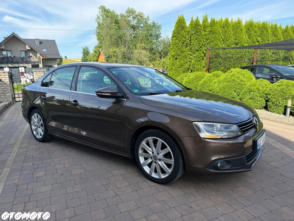 Volkswagen Jetta 1.6 TDI DPF DSG Highline - 9