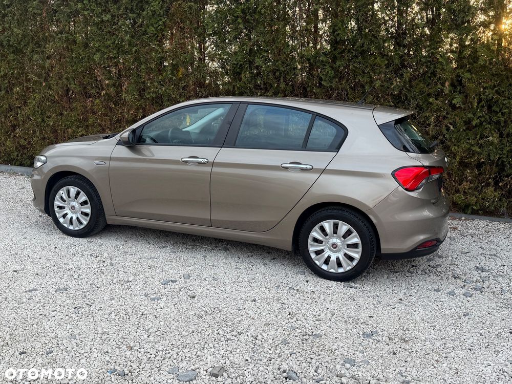Fiat Tipo - 12