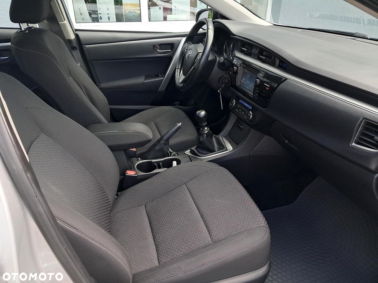 Toyota Corolla 1.6 Premium EU6 - 10