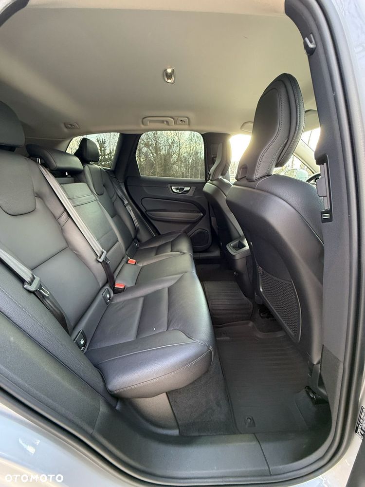 Volvo XC 60 T5 GPF Inscription - 14