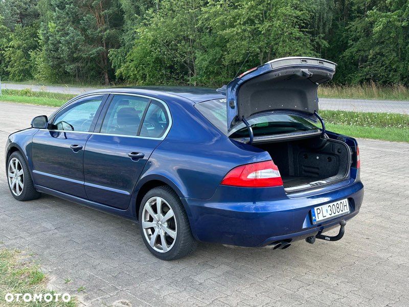 Skoda Superb 2.0 TDI Ambition - 8