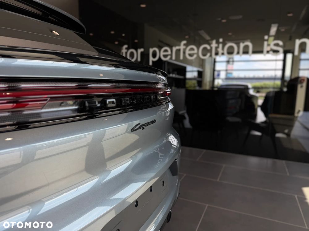 Porsche Cayenne E-Hybrid PHEV Black Edition - 13