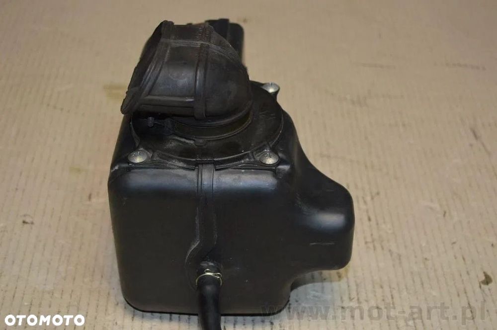 AIRBOX SUZUKI VZ800 MARAUDER - 2