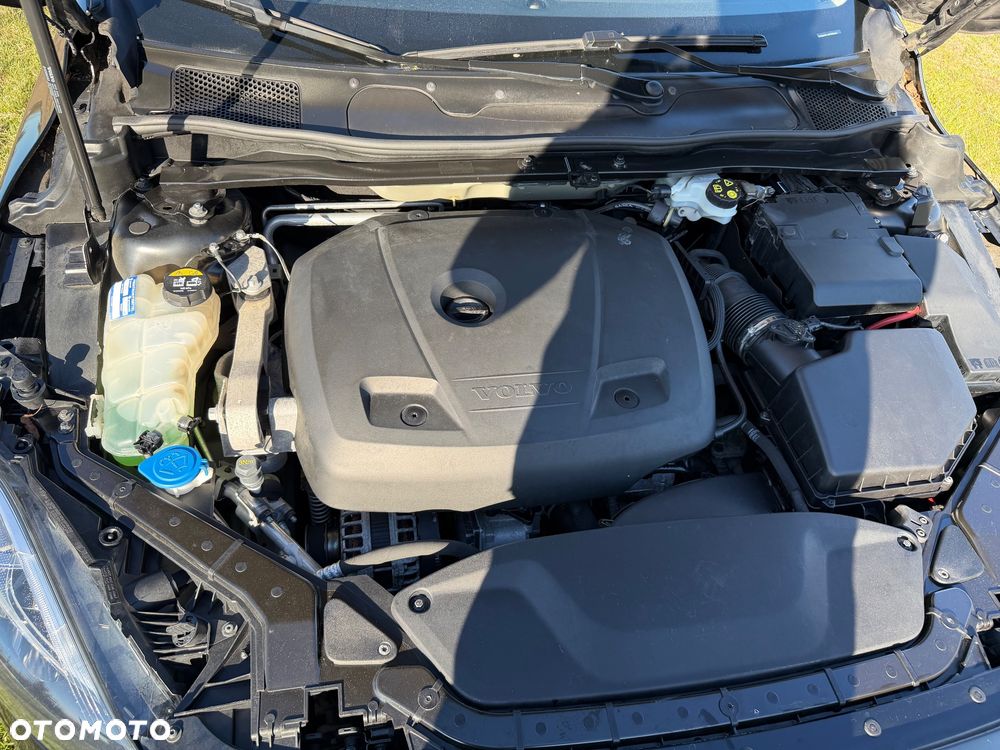 Volvo V40 T2 Kinetic - 8