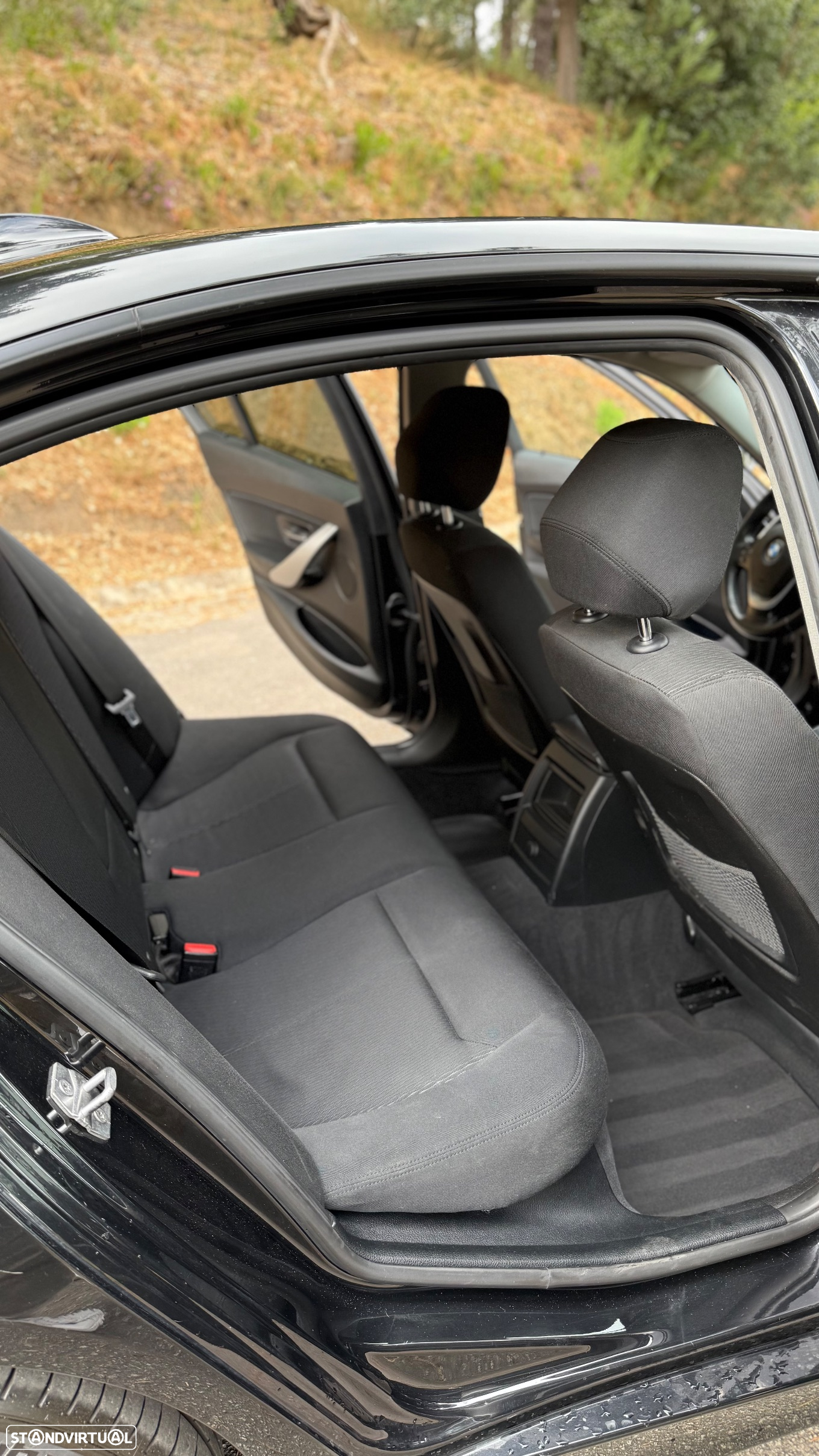 BMW 318 d Advantage - 8