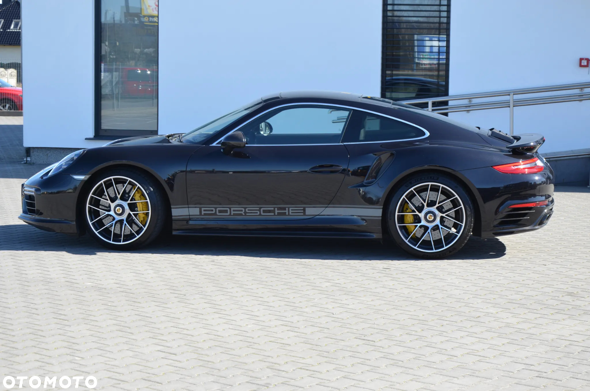 Porsche 911 Turbo S - 7