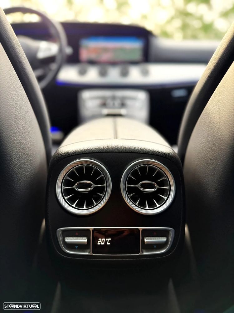 Mercedes-Benz E 220 d Coupe 9G-TRONIC AMG Line - 23