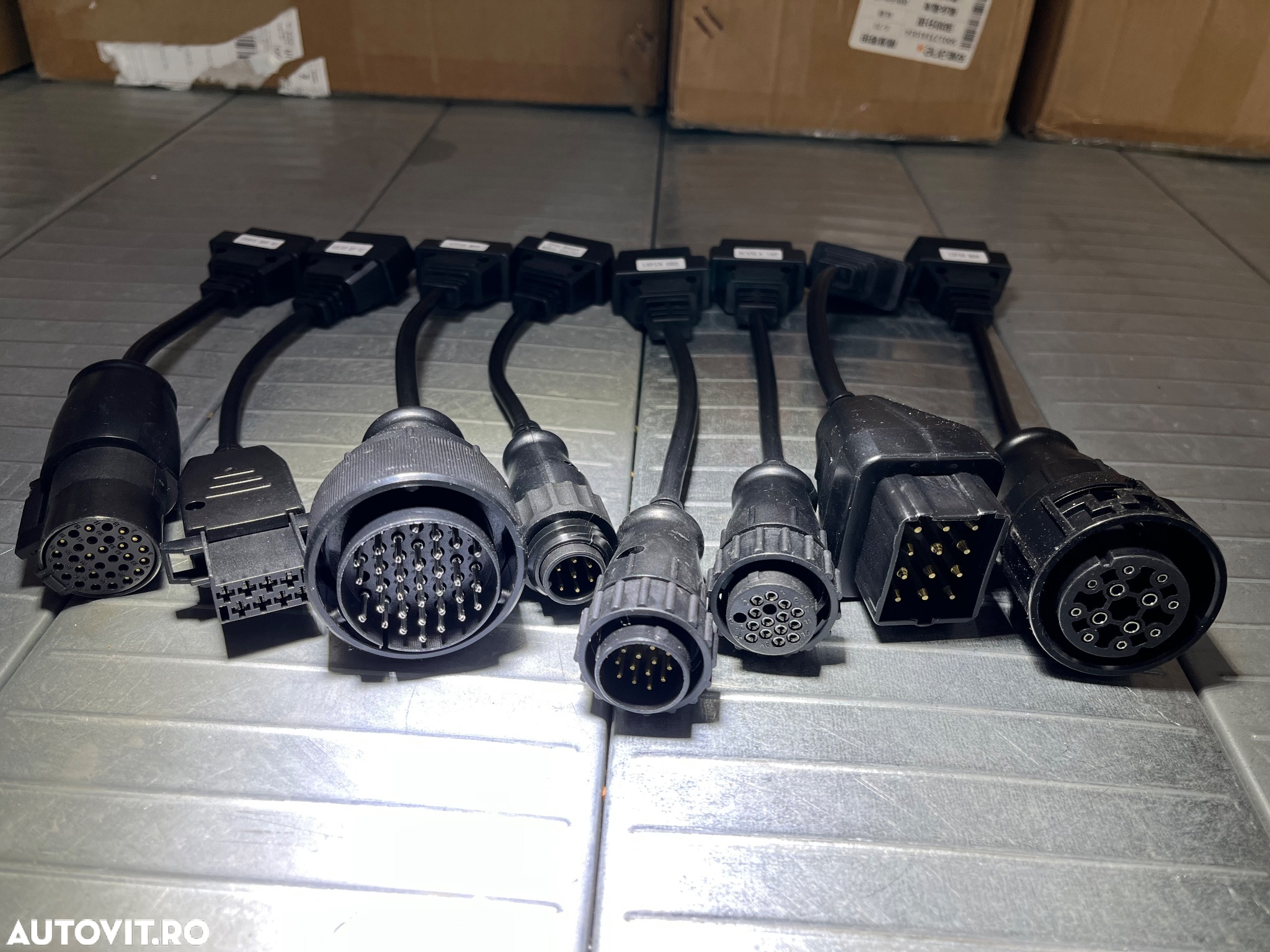Set cabluri mufe adaptoare diagnoza tester obd2 auto camioane nou delphi vcds - 4