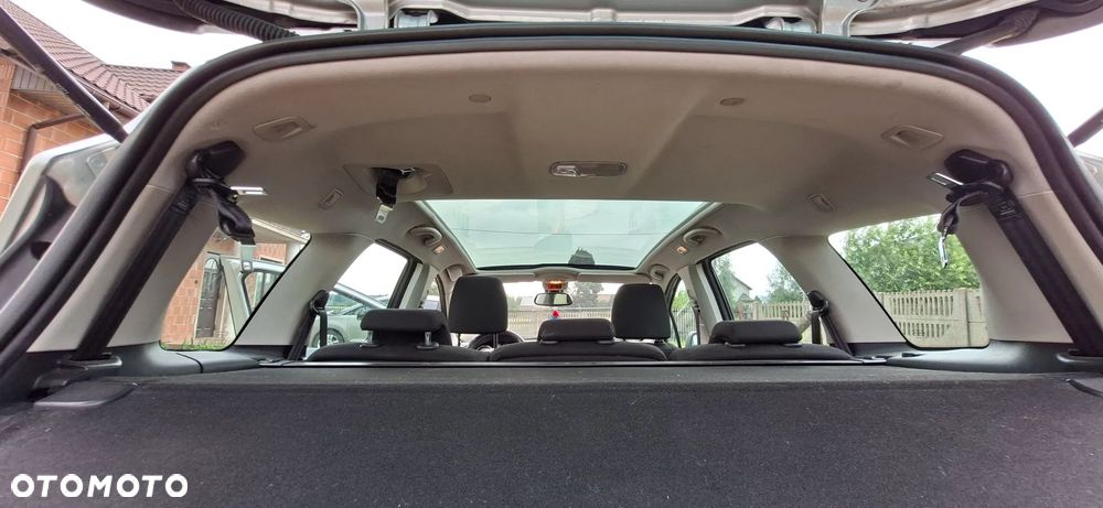 Peugeot 308 1.6 HDi Premium - 13