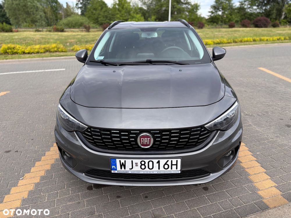 Fiat Tipo 1.4 16v Lounge EU6d - 6