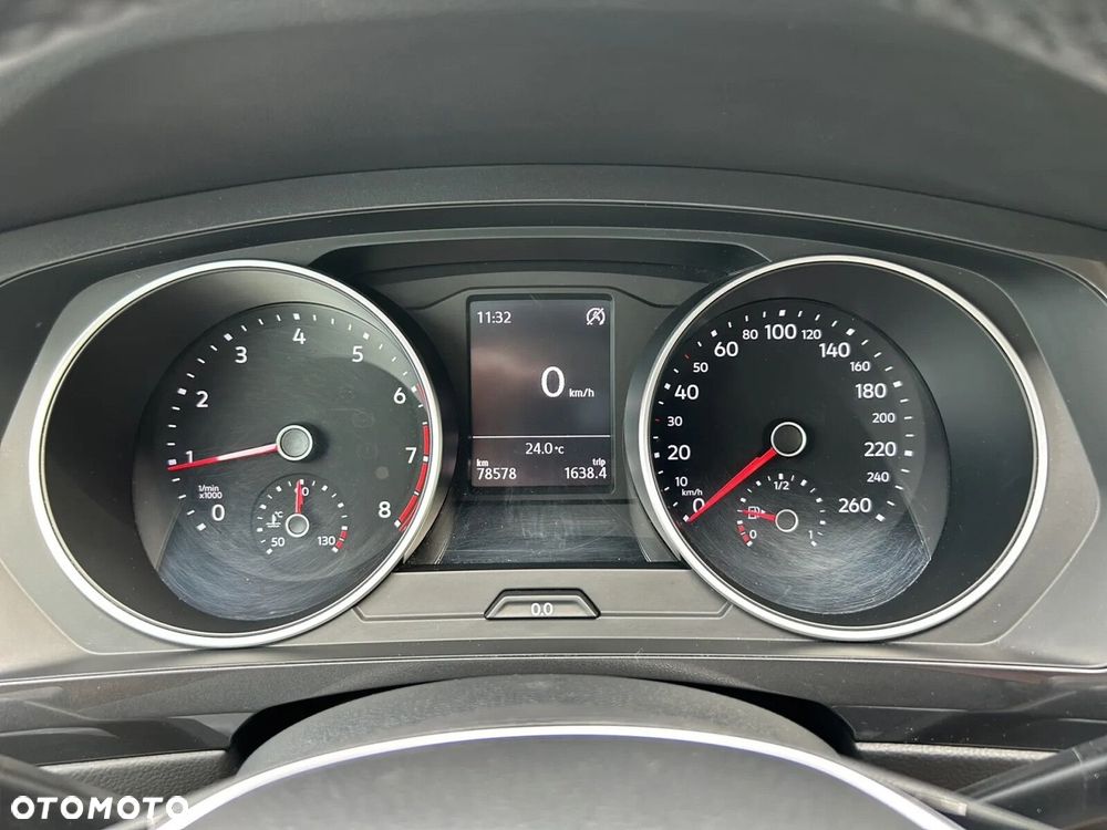 Volkswagen Tiguan - 24