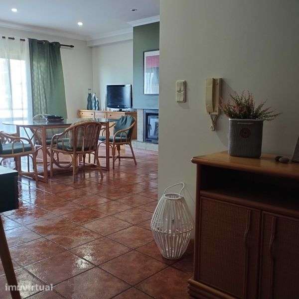 Apartamento T2+1 junto à praia - Grande imagem: 3/10
