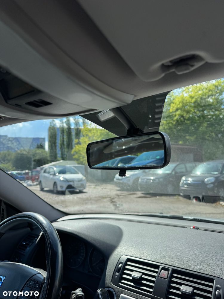 Volvo C30 1.8 Momentum - 23