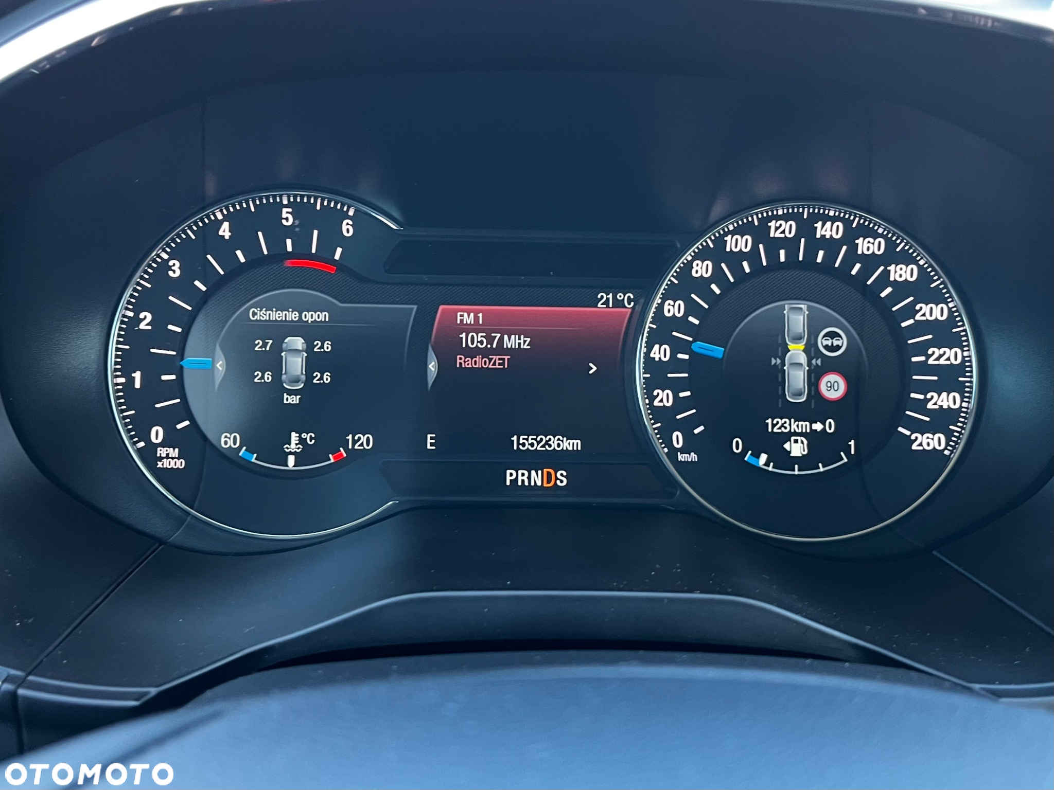 Ford S-Max - 17