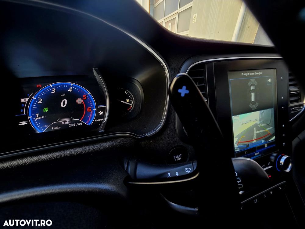 Renault Megane ENERGY dCi EDC GT - 26