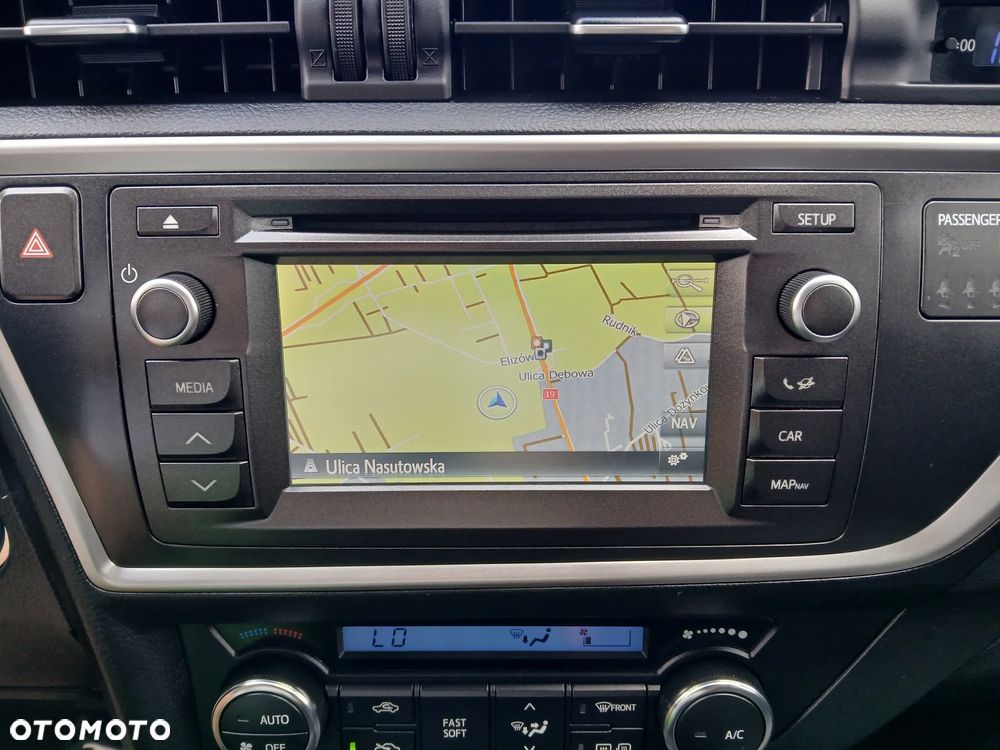 Toyota Auris 1.8 HSD Luna - 20