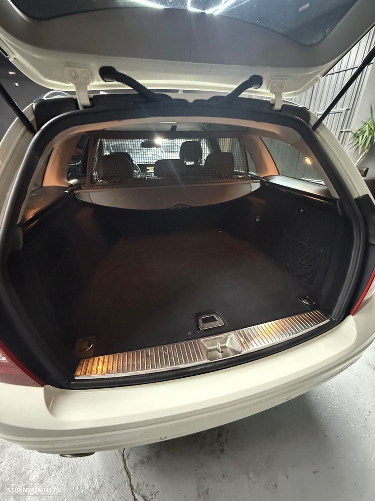 Mercedes-Benz C 220 Station CDI DPF Avantgarde - 16