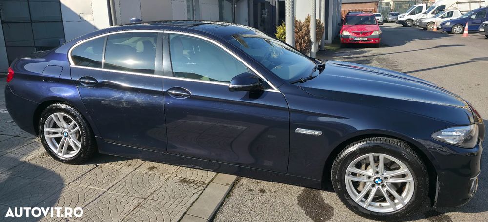 BMW Seria 5 530d xDrive Aut. Modern Line - 20