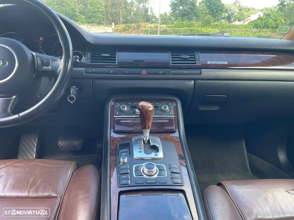 Audi A8 - 9
