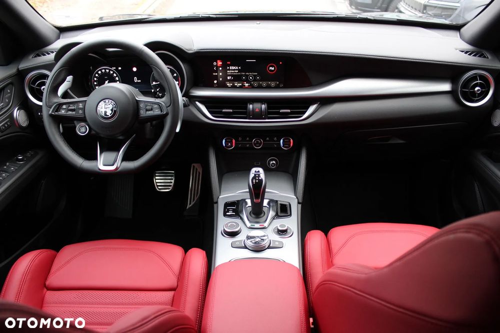 Alfa Romeo Stelvio 2.0 Turbo Veloce Q4 - 9
