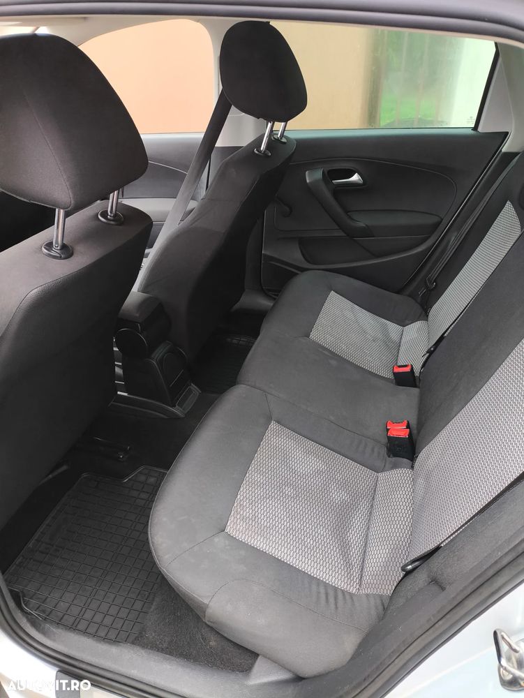 Volkswagen Polo - 7