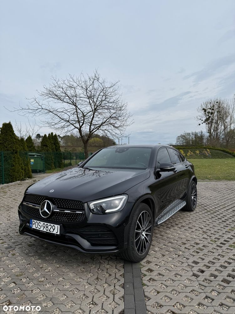 Mercedes-Benz GLC 300 d 4Matic 9G-TRONIC AMG Line - 2