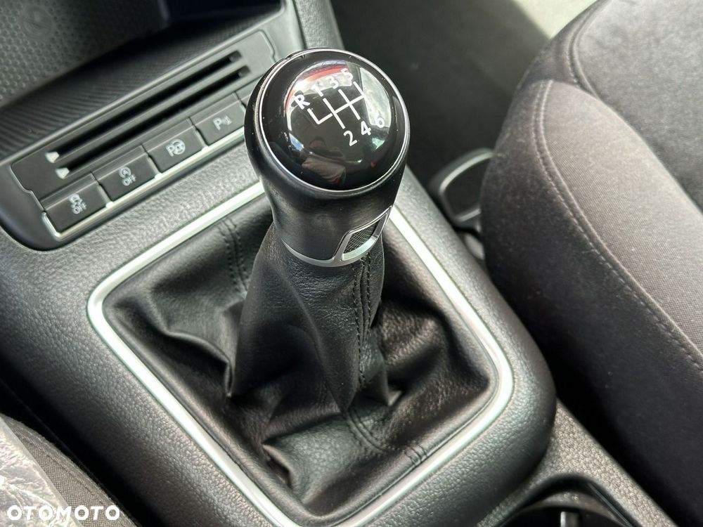 Volkswagen Tiguan 2.0 TDI DPF BlueMotion Technology Sport & Style - 27