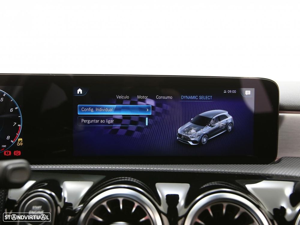 Mercedes-Benz A 45 AMG S 4Matic+ - 38