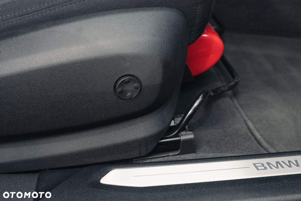 BMW Seria 1 - 29