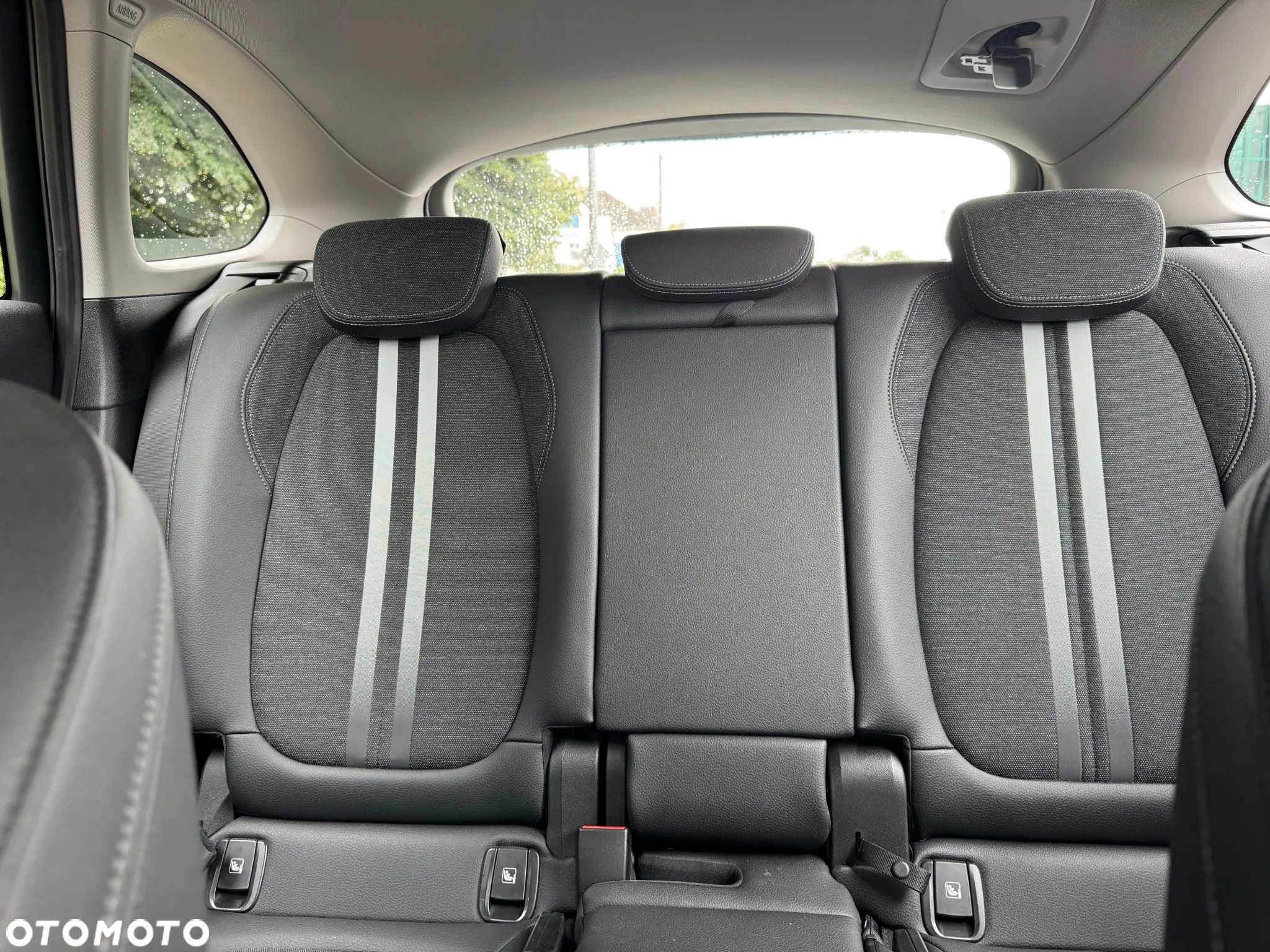 BMW X1 xDrive20i Sport Line - 11