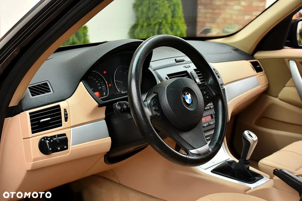 BMW X3 2.0d - 25