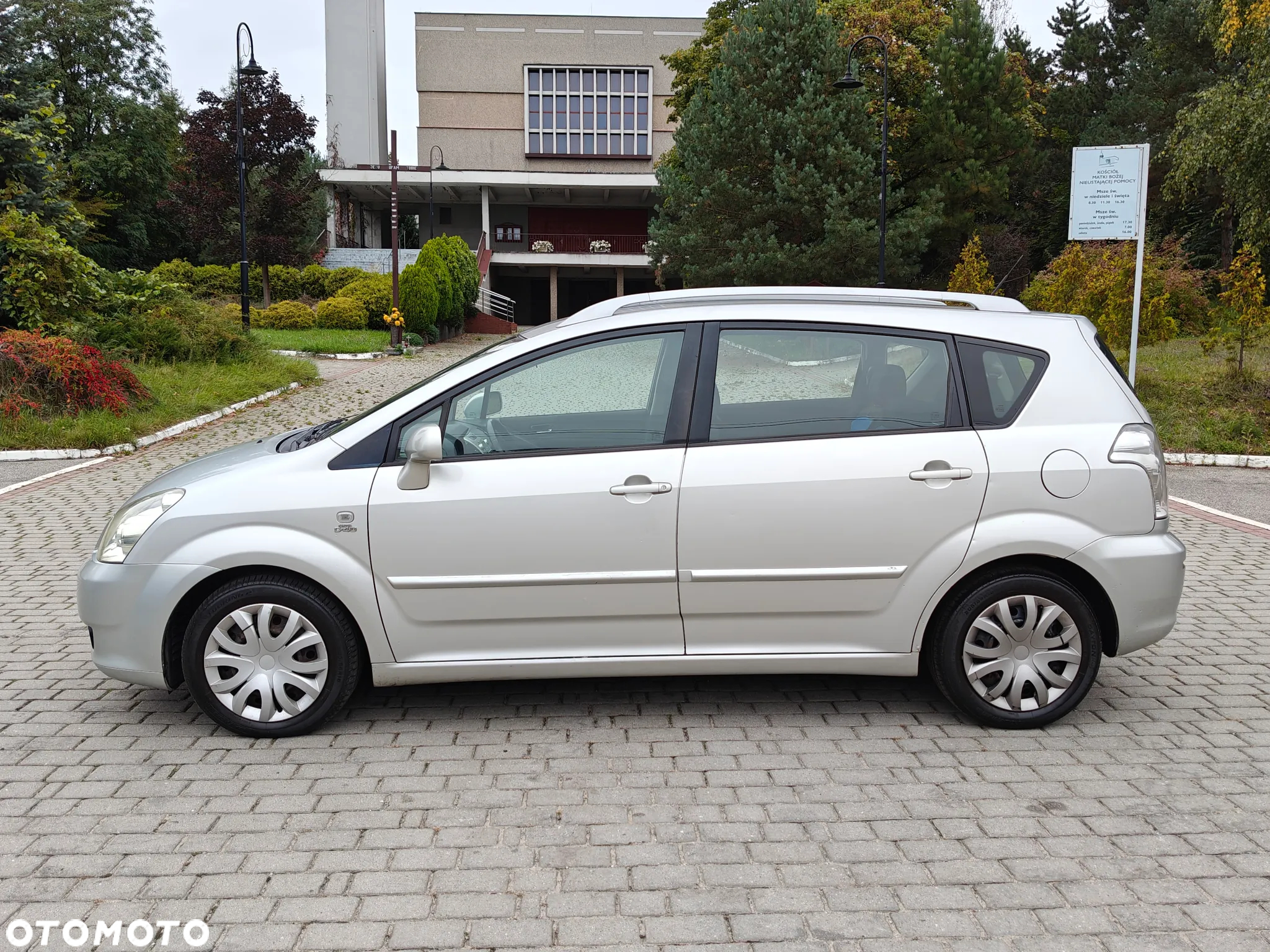 Toyota Corolla Verso 2.0 D-4D Sol - 33