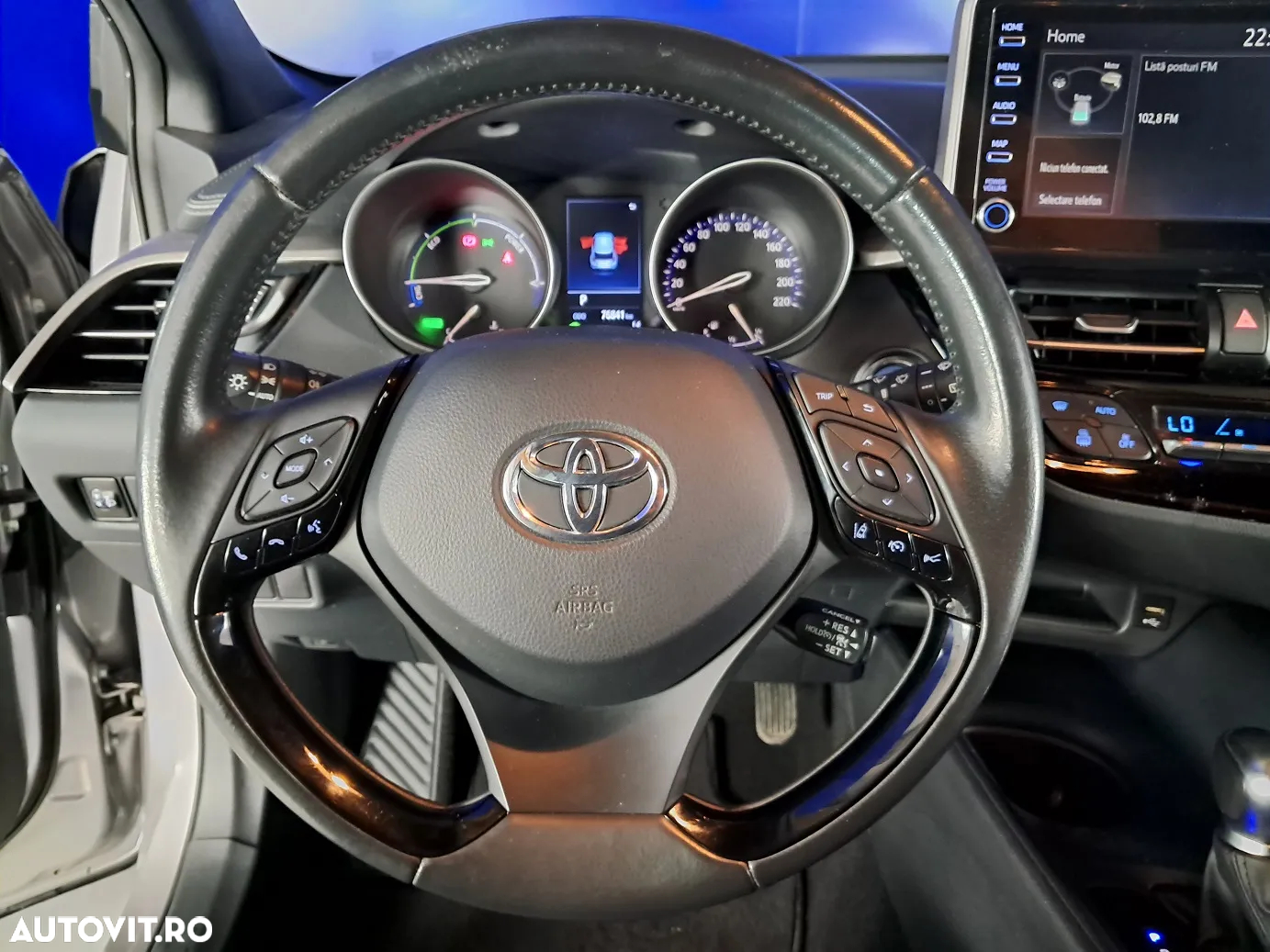 Toyota C-HR - 11