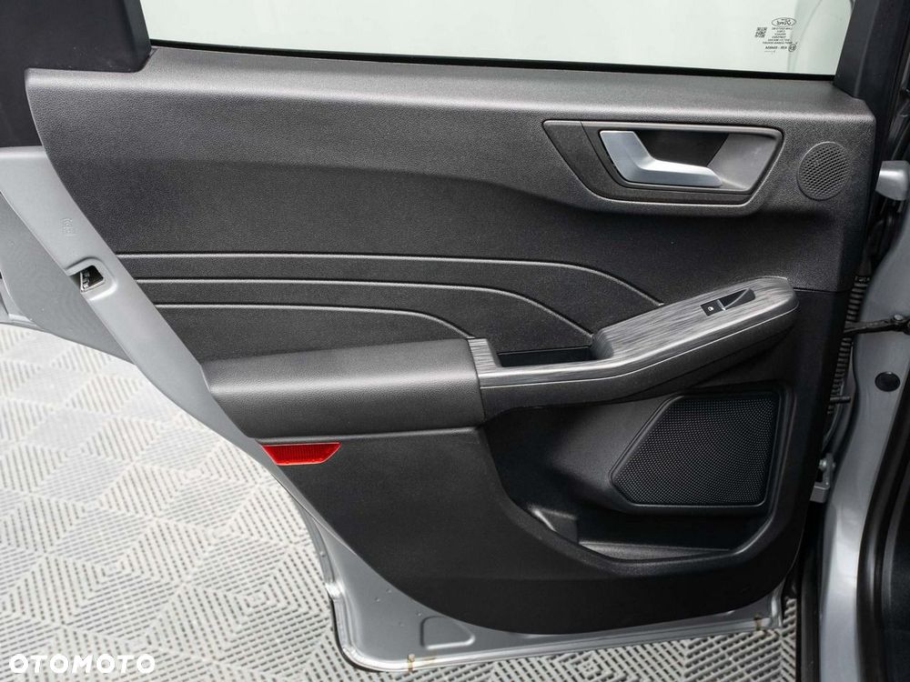 Ford Kuga 1.5 EcoBoost FWD Titanium X - 25