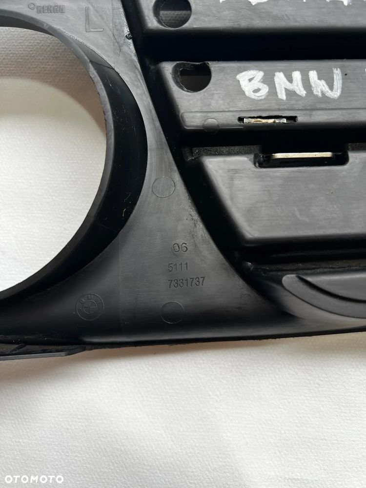 BMW Seria 5 F10/F11 X5 F15 / F32, F33, F36 Kratka Halogenu Zderzaka Lewy Przód 51117331737 - 6