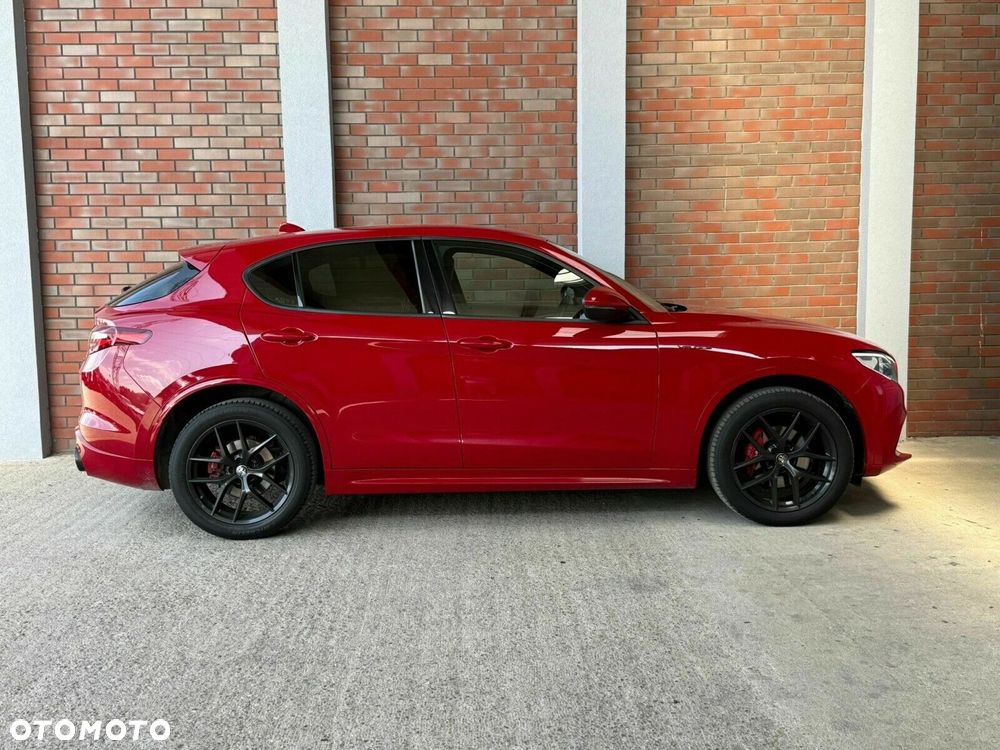 Alfa Romeo Stelvio 2.0 Turbo Veloce Q4 - 9