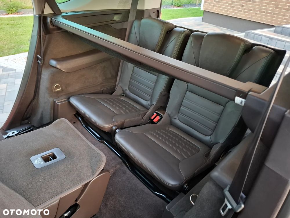 Renault Espace 1.6 TCE Initiale Paris EDC 7os - 27
