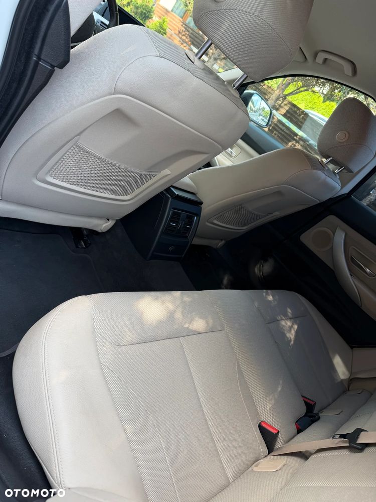 BMW Seria 3 318d - 6