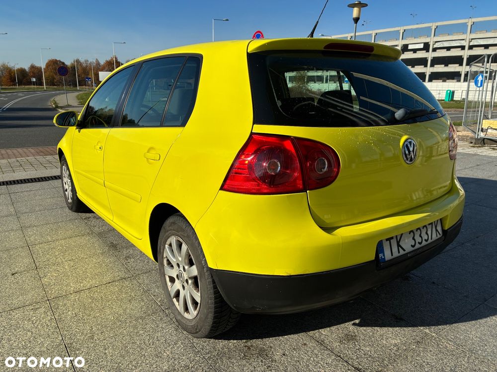 Volkswagen Golf V 1.4 Comfortline - 6