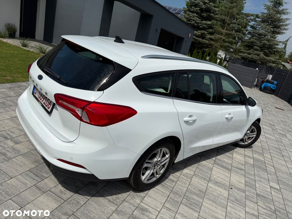 Ford Focus 1.5 EcoBlue STart-Stopp-System TITANIUM - 24