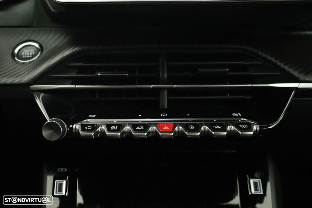 Peugeot e-2008 54 kWh Allure - 13
