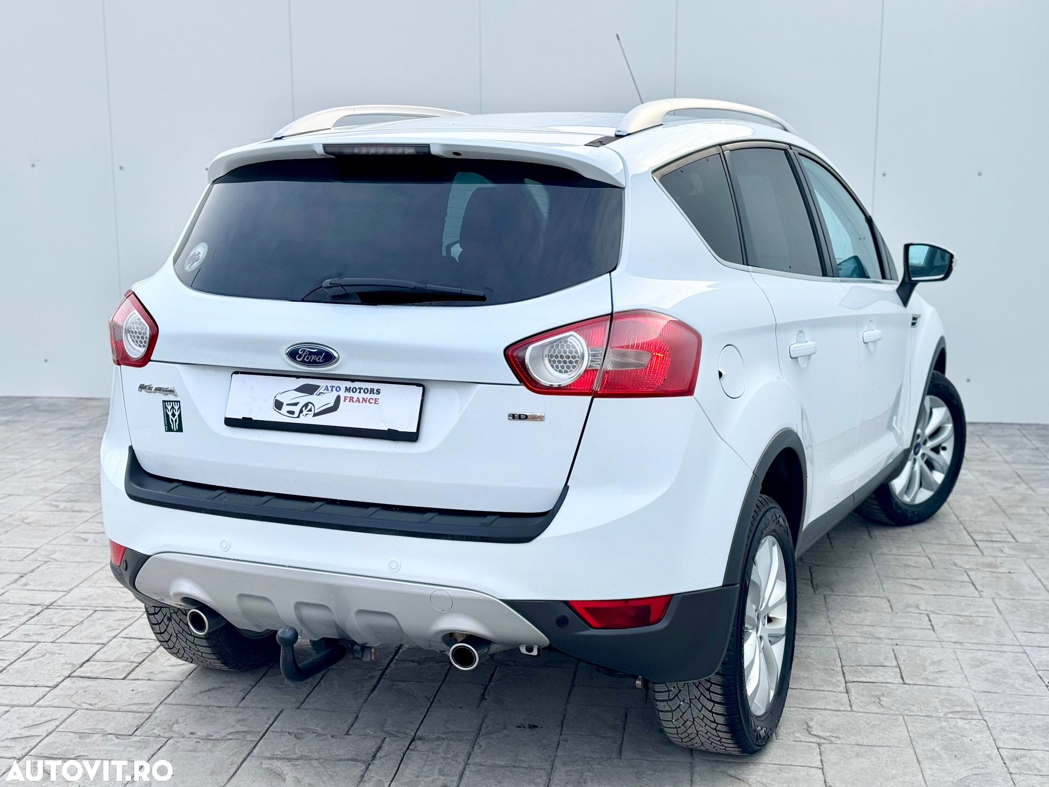 Ford Kuga 2.0 TDCi 4WD Trend - 3